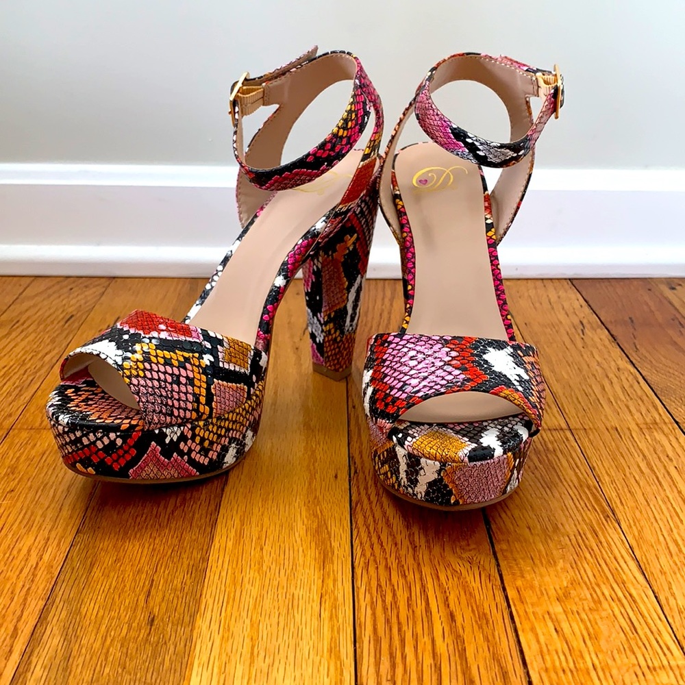 Buckle Ankle Strap Pink Snake Skin Chunky Heels